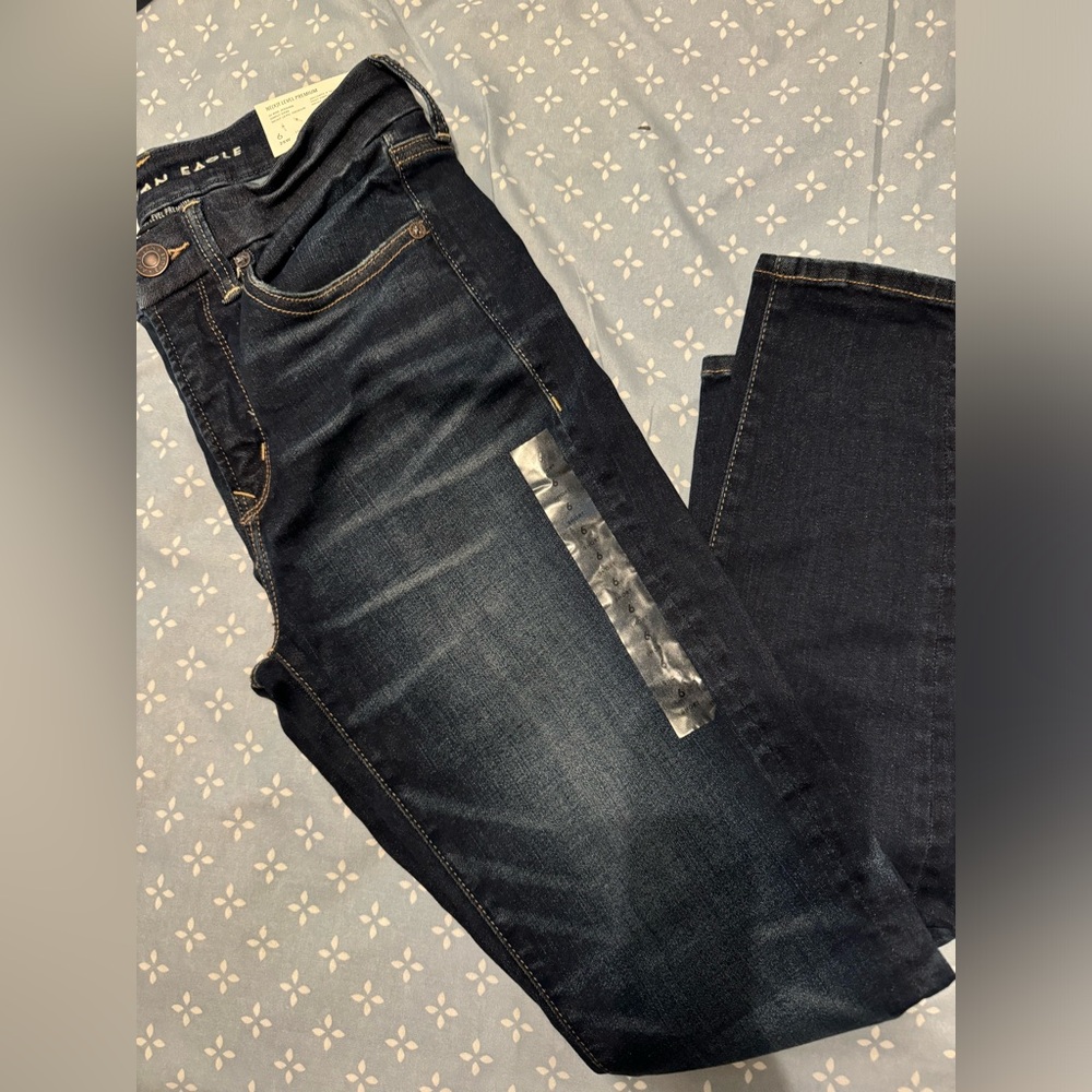 American Eagle Next Level Premium High Rise Jegging size 6 short